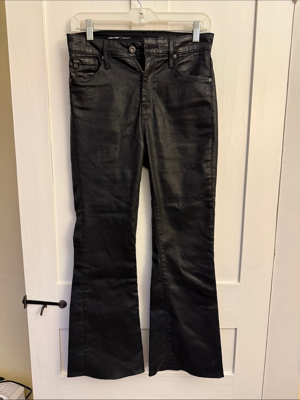 Black coated flare jeans, high rise, boot.